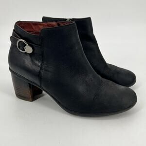 Dansko Perry Ankle Bootie Womens EU 39 US 8.5-9 Black Leather Chunky Heel Strap